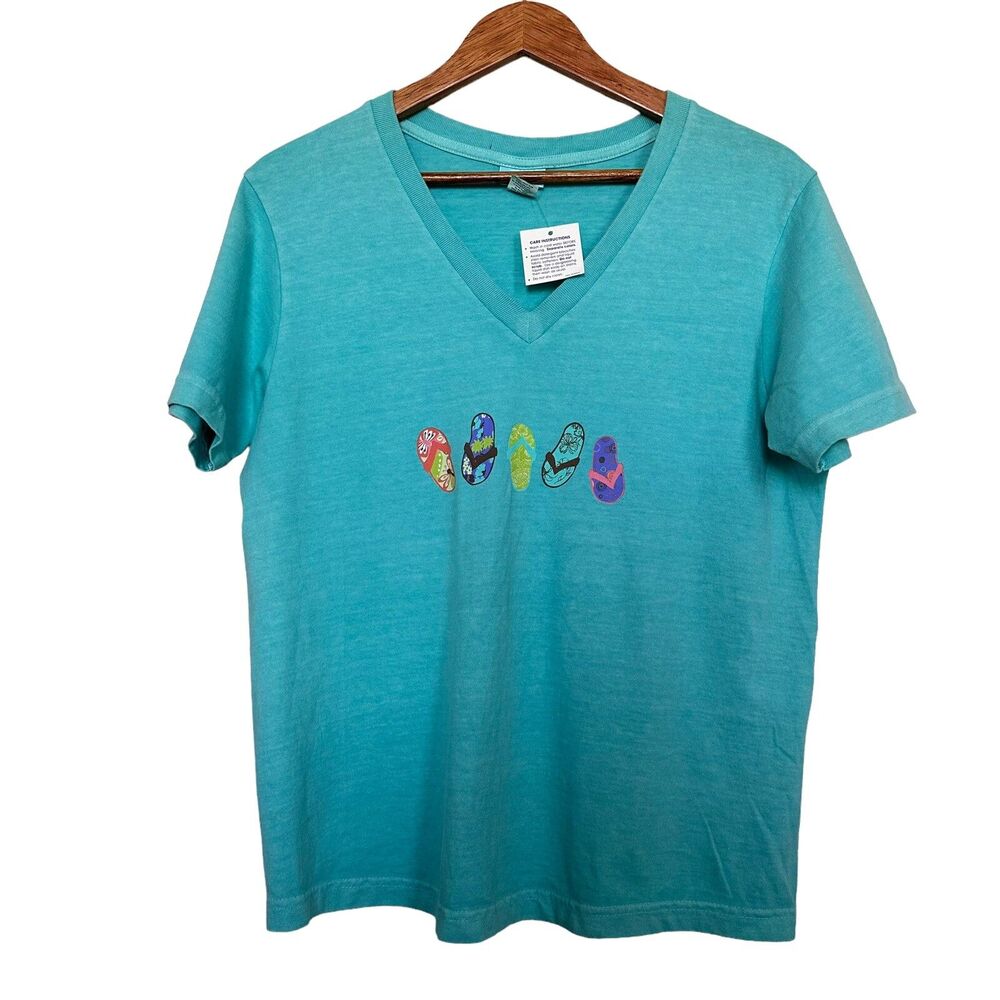 Fresh Produce Women’s Sz XS Short Sleeve Vee Neck Flip Flop Sandal Print Tee NWT